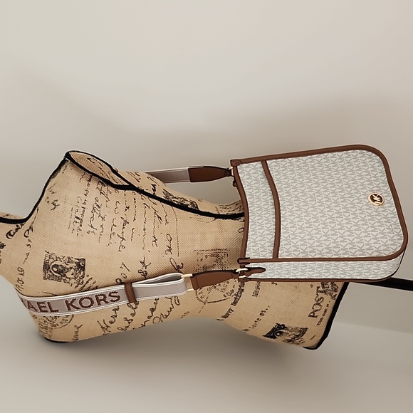 Michael Kors Cream and Brown Crossbody Bag - Picture 8 of 14